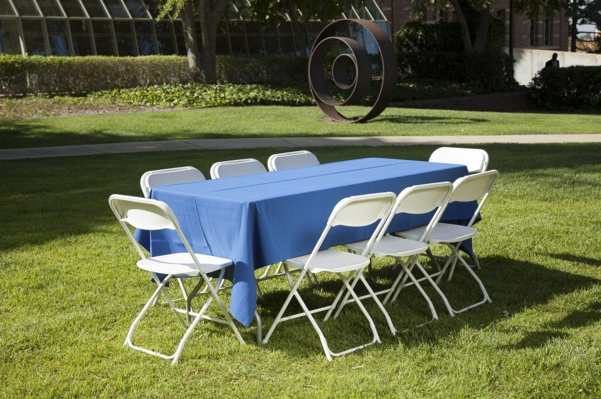 6 feet rectangular tables